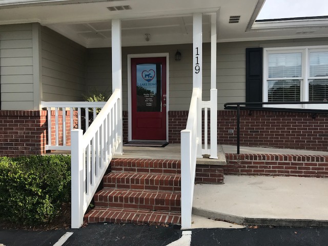 Lake Town Animal Hospital